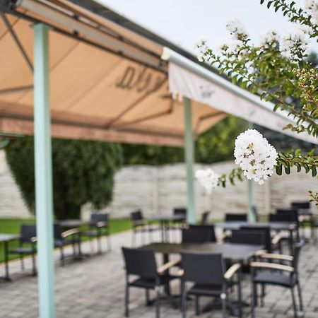 Aquasol Resort Mosonmagyaróvár Eksteriør bilde