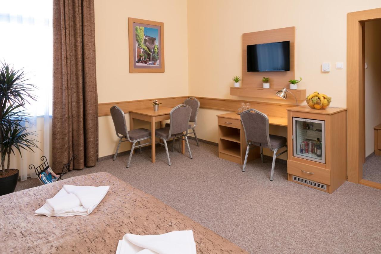 Aquasol Resort Mosonmagyaróvár Eksteriør bilde