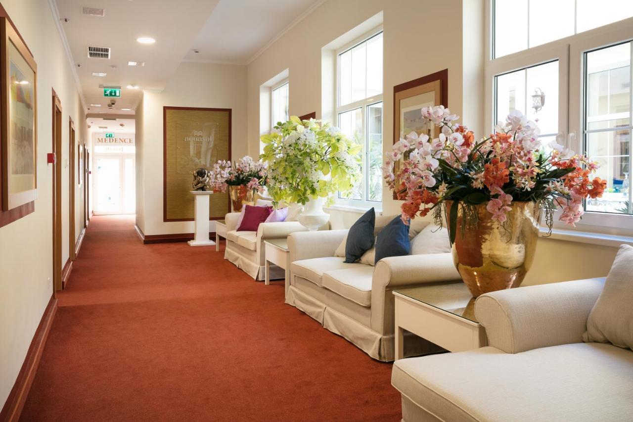 Aquasol Resort Mosonmagyaróvár Eksteriør bilde